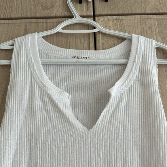Project Social T Notch Tank - Picture 3 of 7